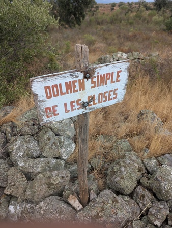 Dolmen de les Closes Dolmen de les Closes