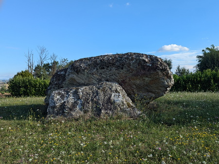 Dolmen dit Palet de Notre-Dame Dolmen dit Palet de Notre-Dame
